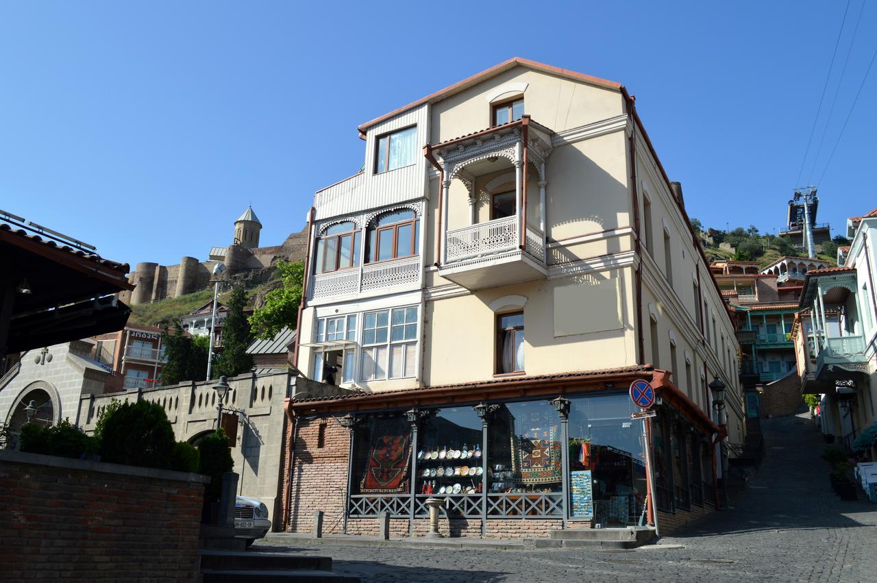 Deluxe Apartment Tbilisi Bagian luar foto