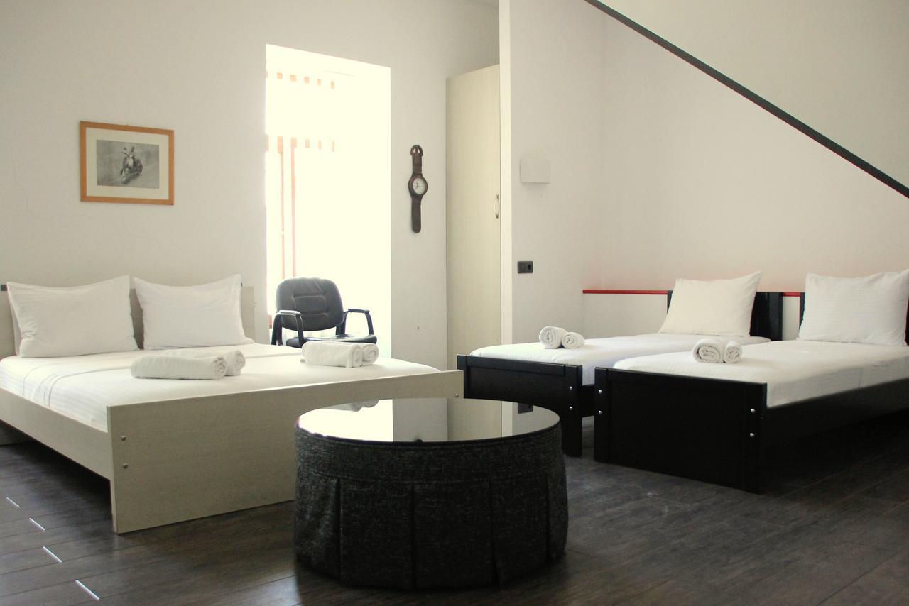Deluxe Apartment Tbilisi Bagian luar foto