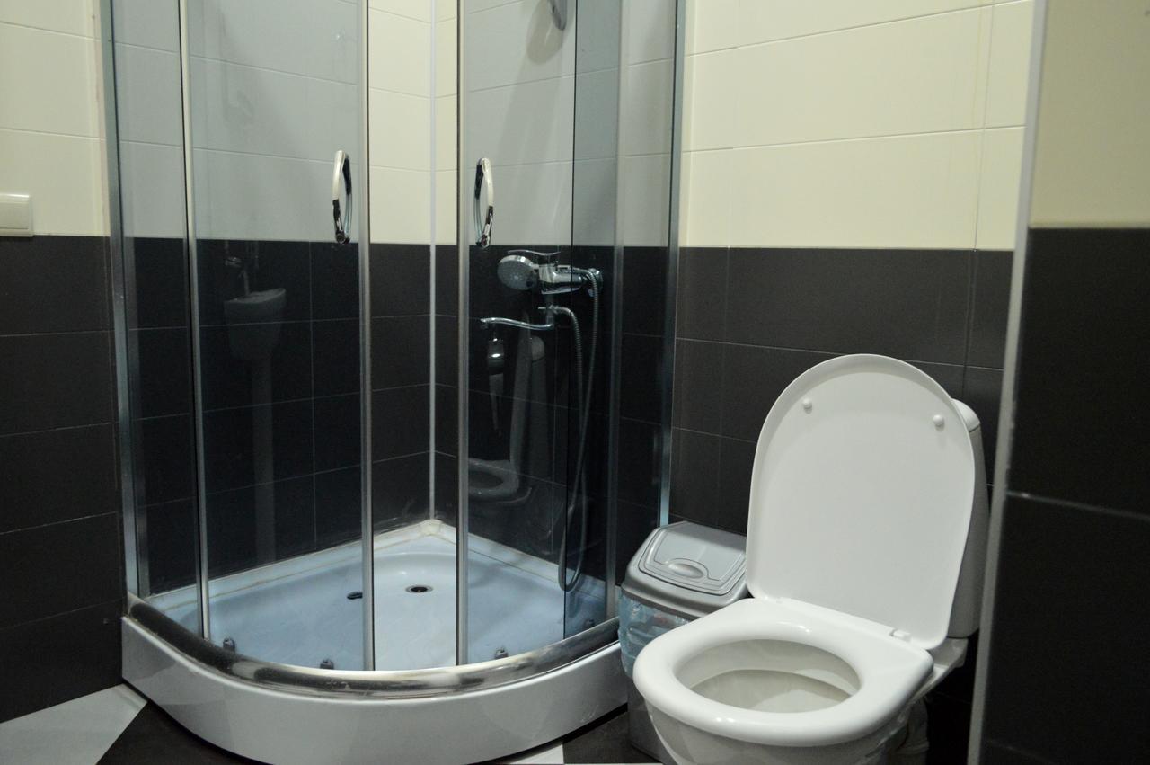 Deluxe Apartment Tbilisi Bagian luar foto